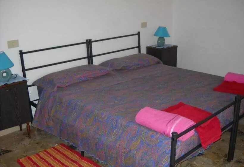 پانسیون Casa Aurora