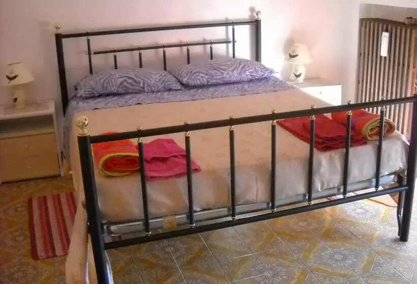 پانسیون Casa Aurora