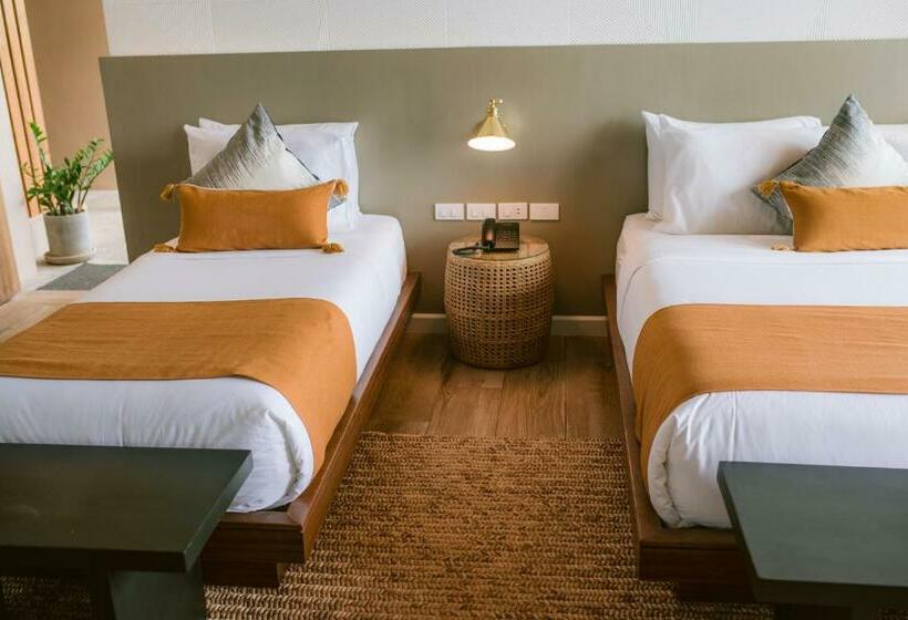 Resort Maremegmeg Beach Club