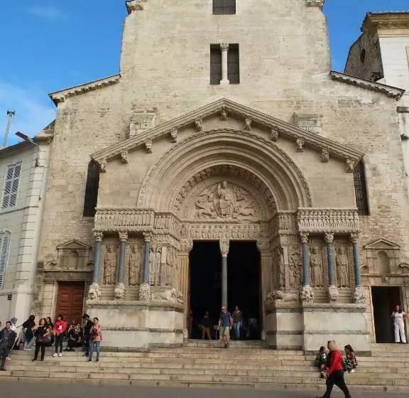 ベッドアンドブレックファースト Arles Bienvenue