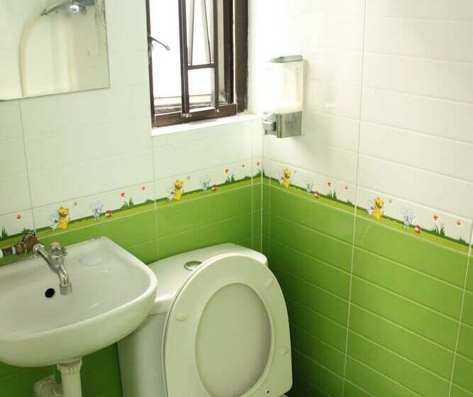 هاستل Om Guest House