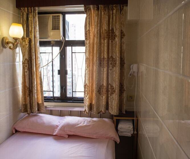 هاستل Om Guest House