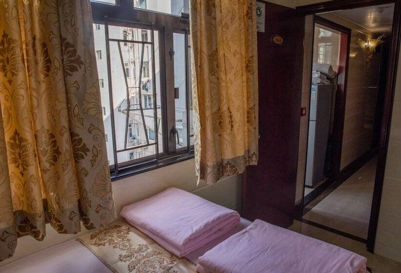 هاستل Om Guest House