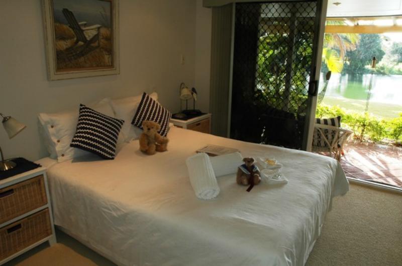 Alexander Lakeside Bed & Breakfast