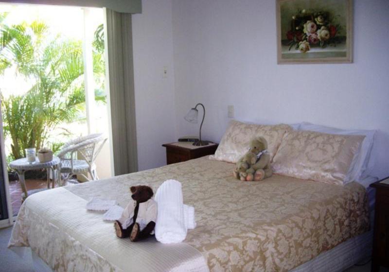 Alexander Lakeside Bed & Breakfast