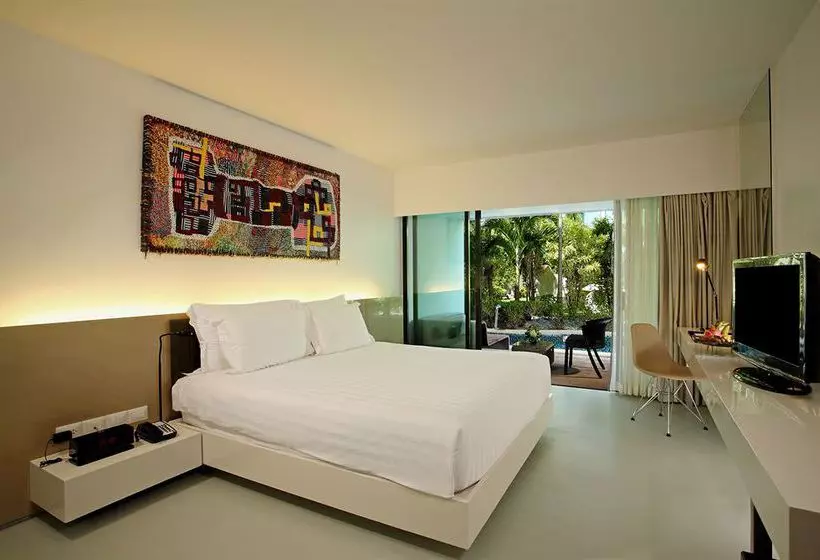 Hotel Blay Tong Beach Resort