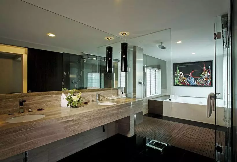 Hotel Blay Tong Beach Resort