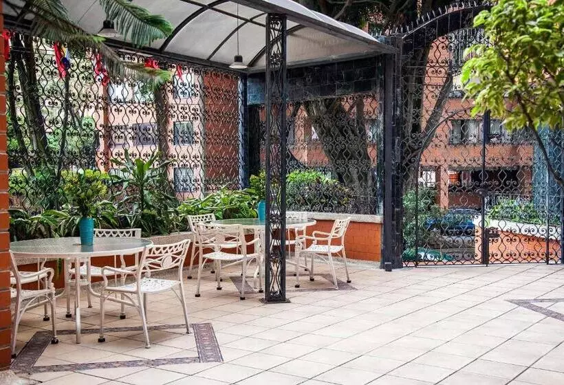 Solar Hotel Casa Laureles