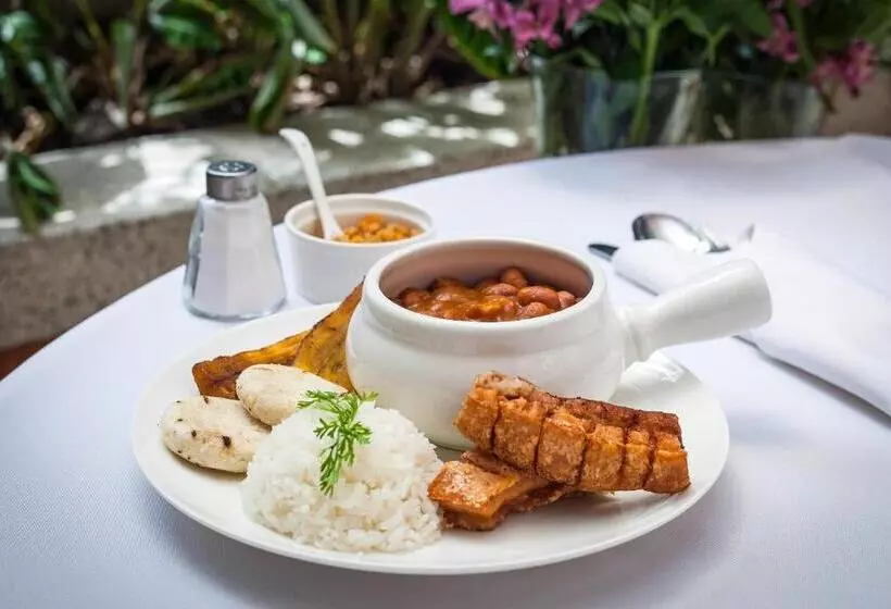 Solar Hotel Casa Laureles