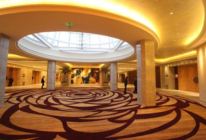 Crowne Plaza Beijing Chaoyang U Town, An Ihg Hotel   Within 30 Minutes To Forbidden City By Metro