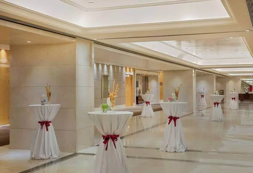 Hotel Crowne Plaza Shenzhen Longgang City Centre, An Ihg