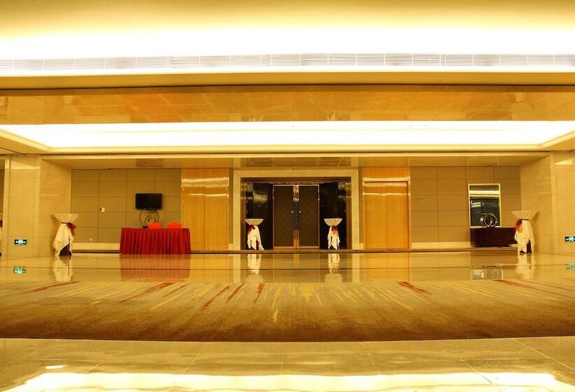 فندق Crowne Plaza Shenzhen Longgang City Centre, An Ihg