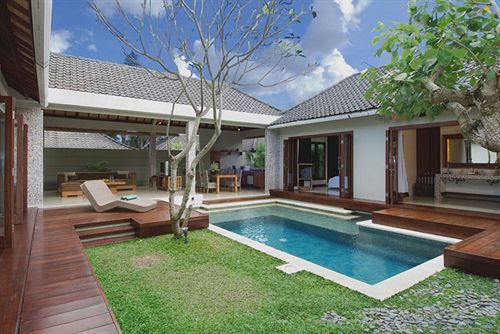 Grand Akhyati Villas