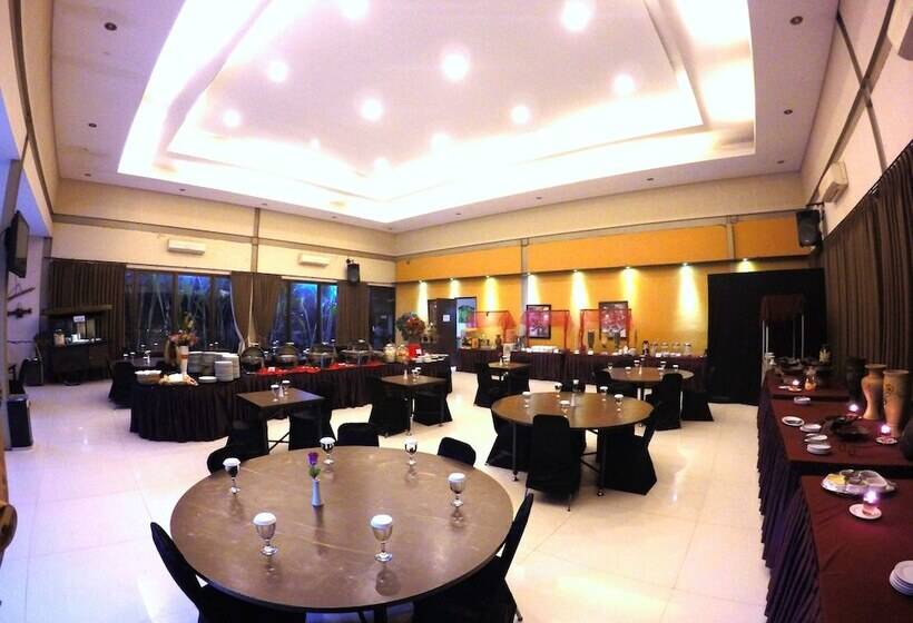 בית מלון כפרי Grand Guci