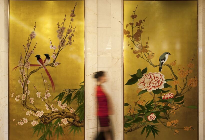 ホテル Hilton Guangzhou Baiyun   Free Shuttle And Phase 1 Registration Service Available For Canton Fair Pe