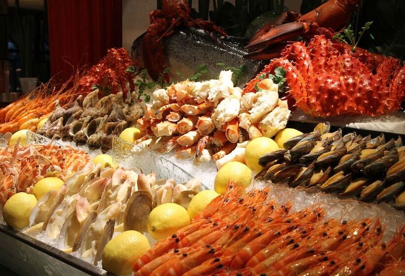 ホテル Hilton Guangzhou Baiyun   Free Shuttle And Phase 1 Registration Service Available For Canton Fair Pe