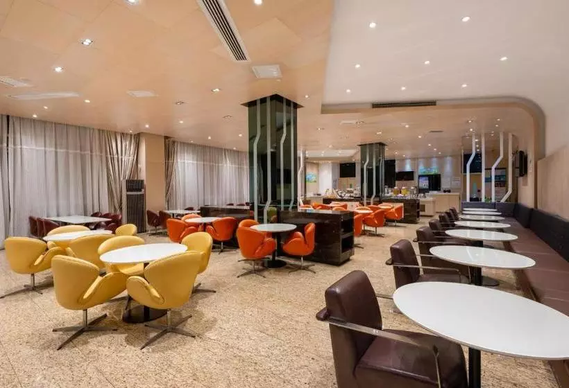 ホテル Holiday Inn Express Shanghai New Hongqiao, An Ihg