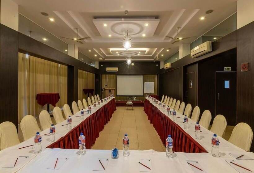 Clarion Hotel Ocean Palms Goa