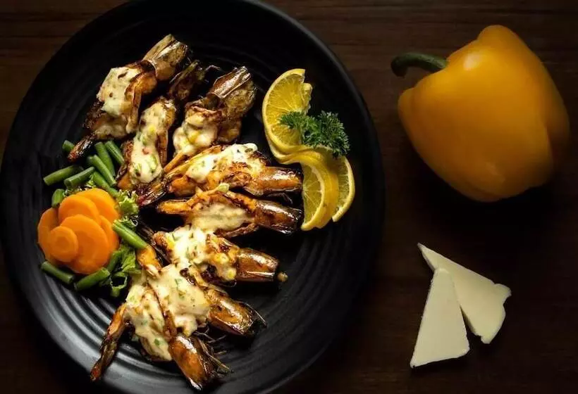 Clarion Hotel Ocean Palms Goa