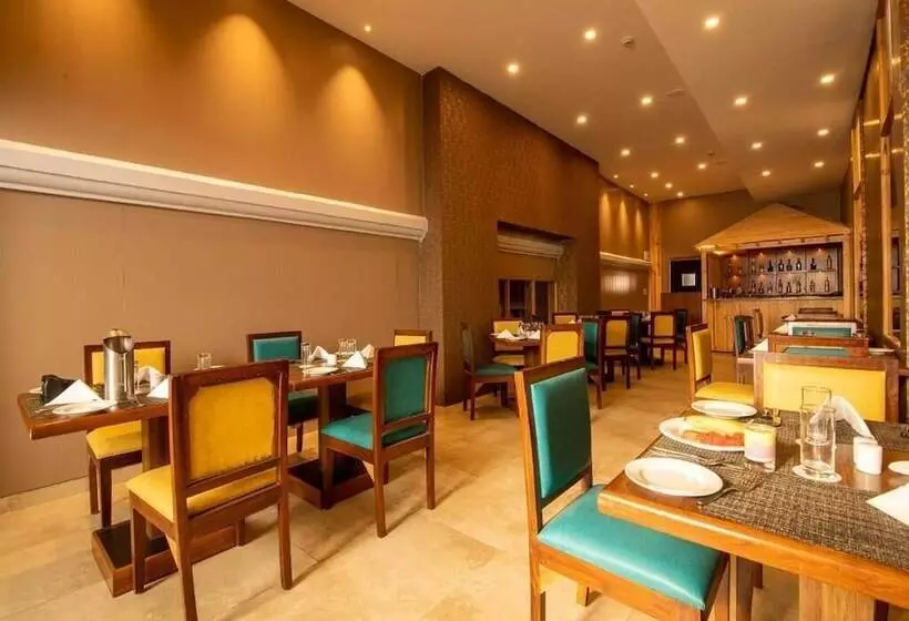 Clarion Hotel Ocean Palms Goa