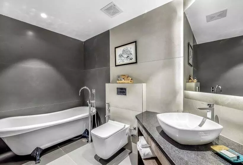 Clarion Hotel Ocean Palms Goa