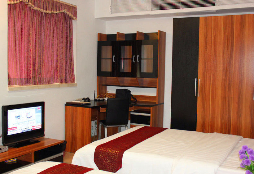 فندق She & He Service Apartment  Huifeng