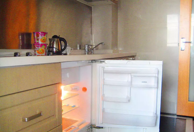 酒店 She & He Service Apartment  Huifeng