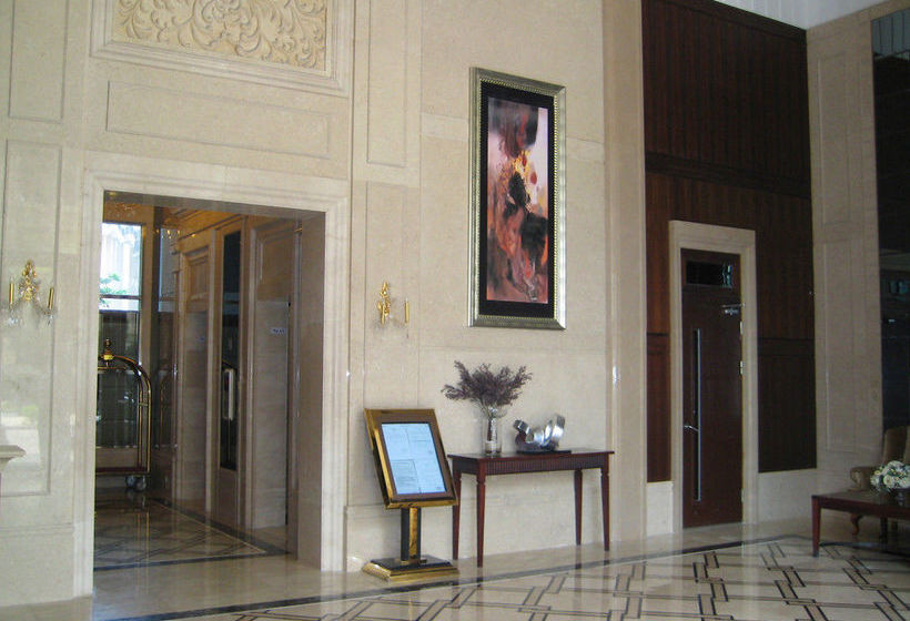 فندق She & He Service Apartment  Huifeng