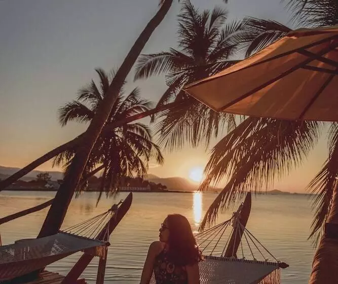 호텔 Tango Luxe Beach Villa, Koh Samui