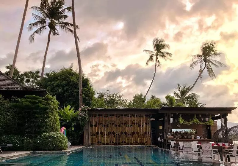 호텔 Tango Luxe Beach Villa, Koh Samui