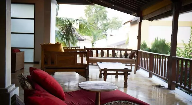 בית מלון כפרי The Beach House Resort