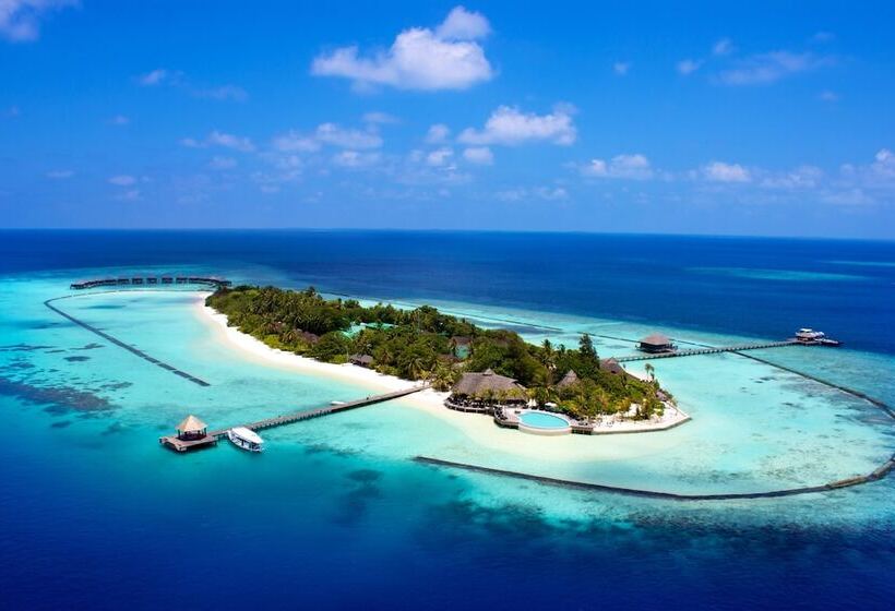 Komandoo Maldives Island Resort