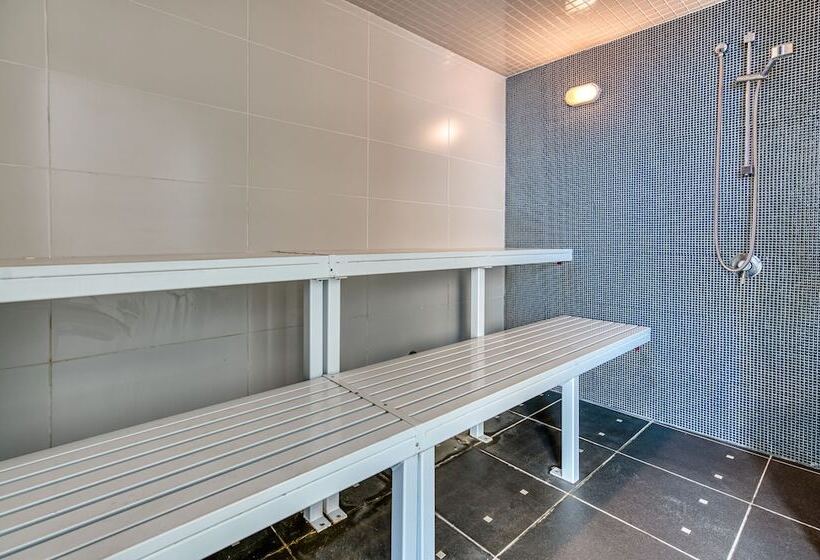 Resort Oceans Mooloolaba