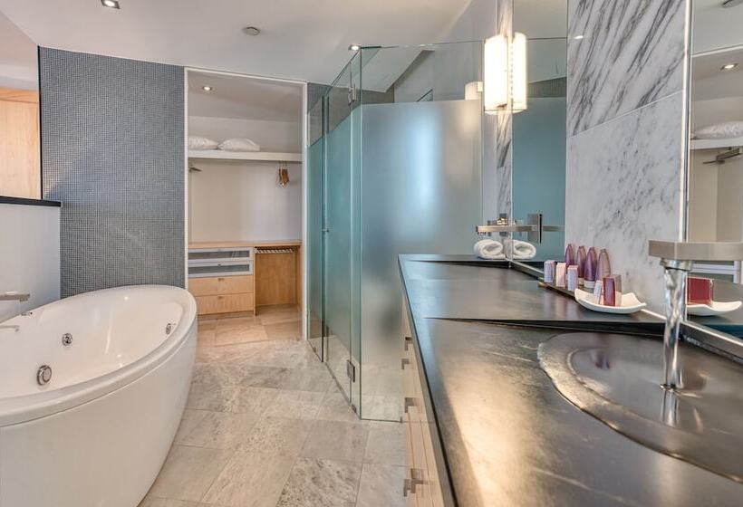 Resort Oceans Mooloolaba