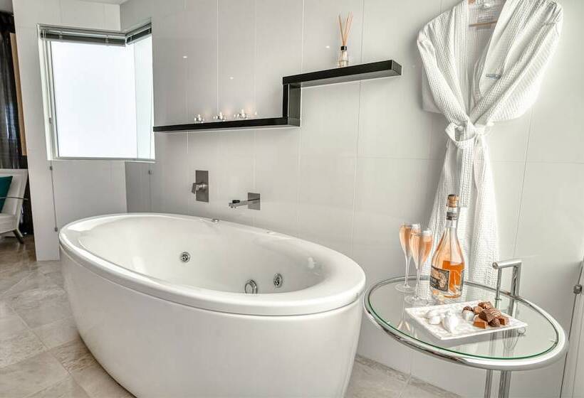 Resort Oceans Mooloolaba