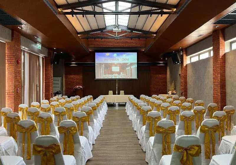 R Mar Resort And Spa   Sha Plus