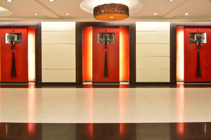 اقامتگاه Golden Sea Pattaya Sha Extra Plus