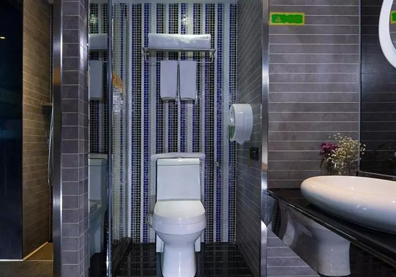 Vienna Hotel Dongguan Houjie Avenue