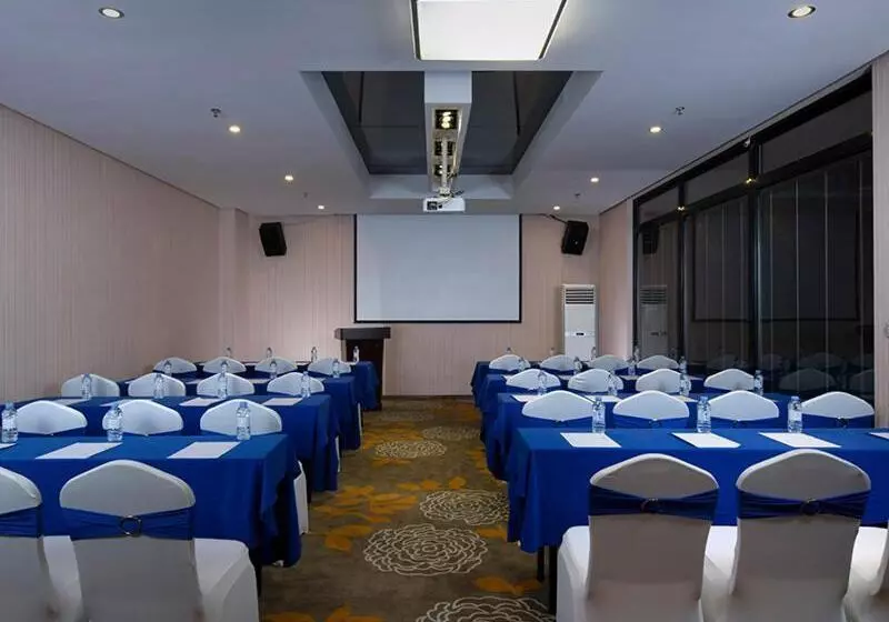 Vienna Hotel Dongguan Houjie Avenue