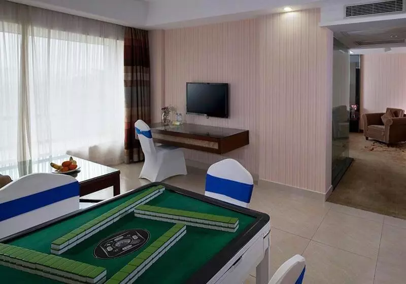 Vienna Hotel Dongguan Houjie Avenue