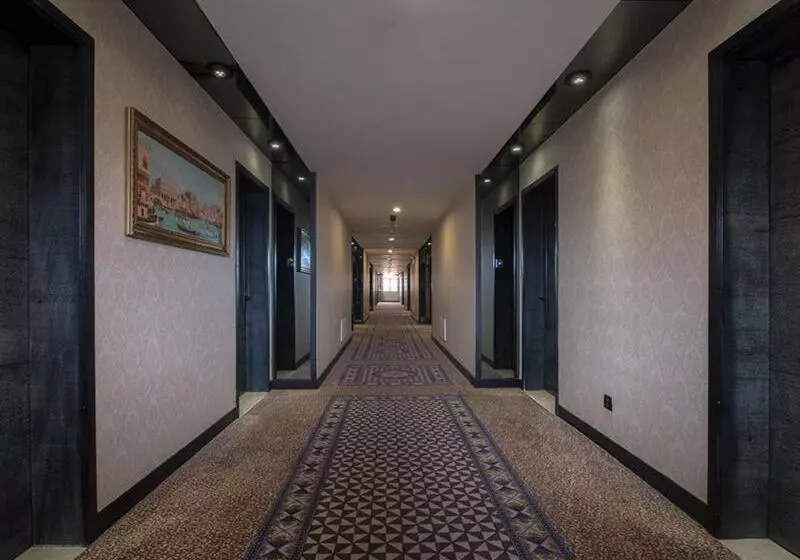 Vienna Hotel Dongguan Houjie Avenue