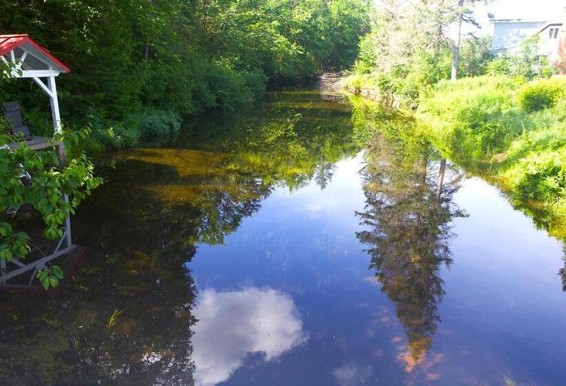 مبيت وإفطار Chalet Le Semeur