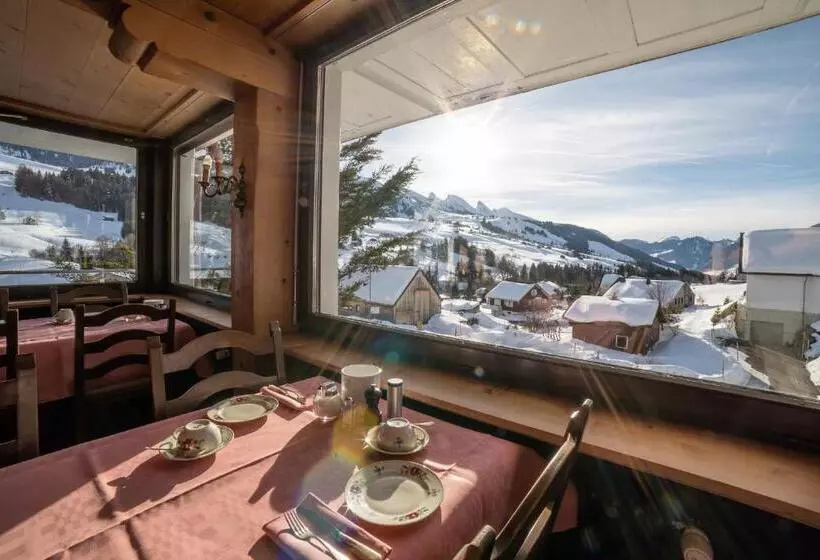 Aamiaismajoitus (B&B) Gasthaus Friedegg