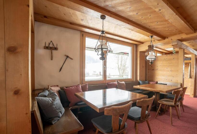 مبيت وإفطار Gasthaus Friedegg