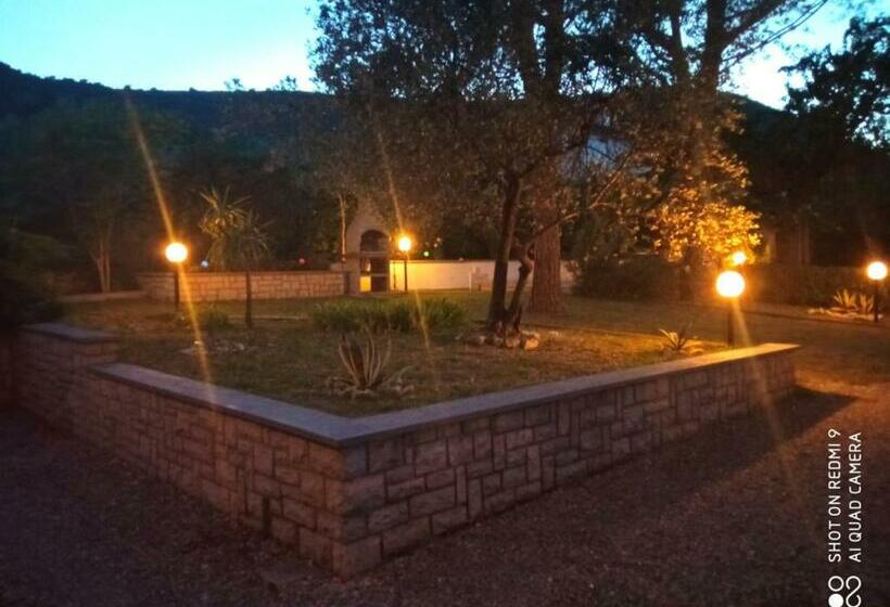 تختخواب و صبحانه San Casciano