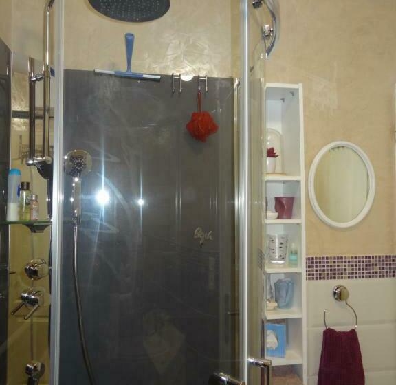 بنسيون La Roseraie Résidence Près De Vichy