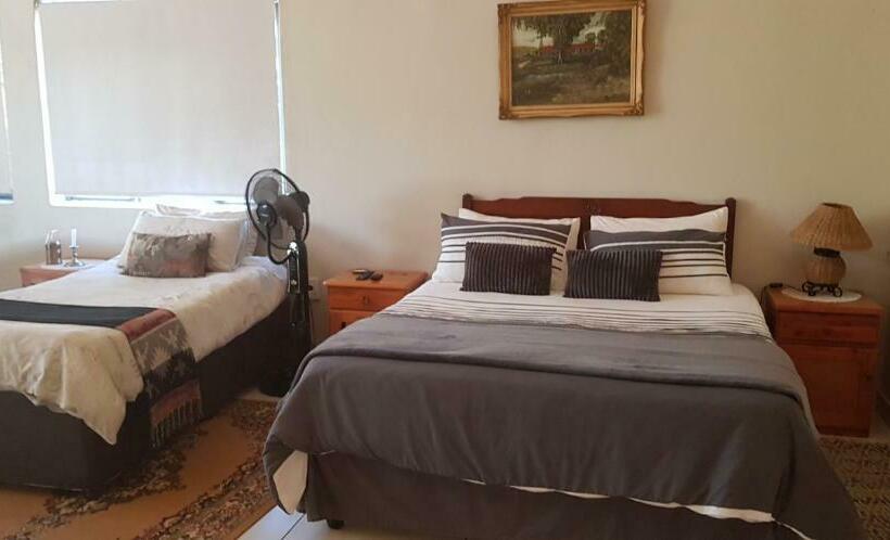 Pension Tzaneen White House Lodge