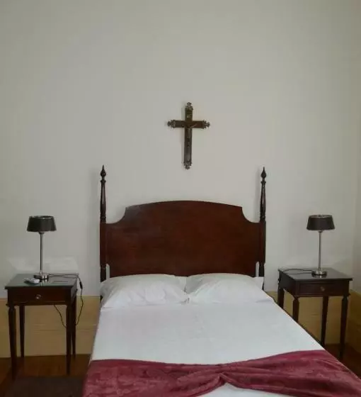 Retkeilymaja Casa Vermelha