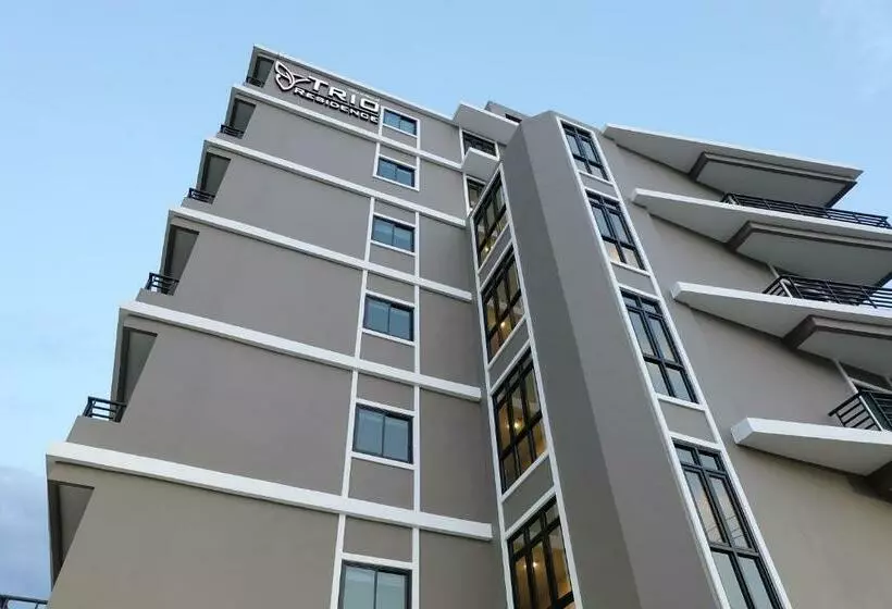ホテル Trio Residence Si Racha