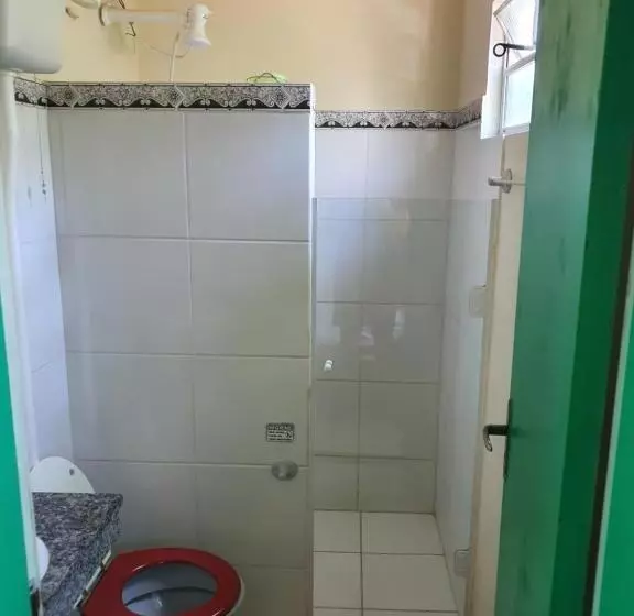 Majatalo Amarelo Hibisco